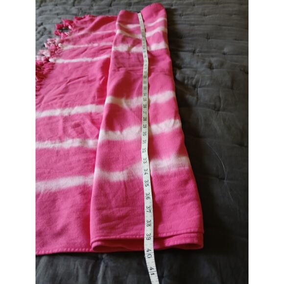 Bianca Pink Tie Dye Tassels Blanket Beach Towel 39 x 66 - Picture 3 of 7